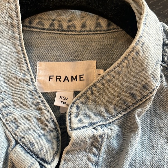 FRAME  Pleated Puff Sleeve Top in Cresthaven - Picture 7 of 11